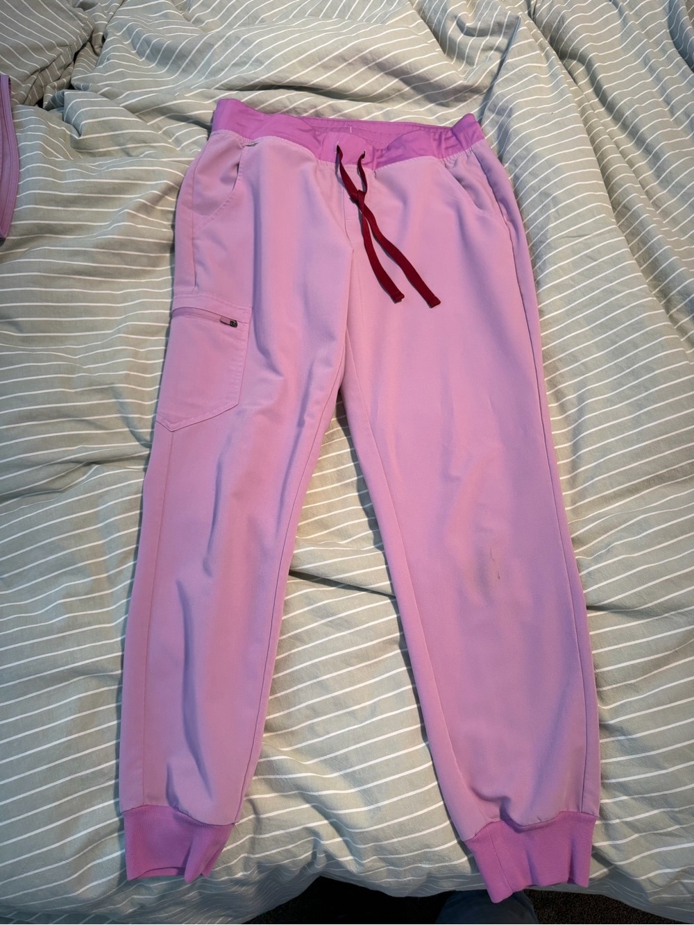 Figs light purple scrub set - Picture 2 of 11